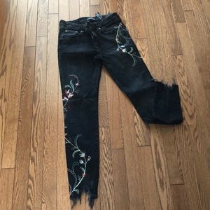 Embroidered ZARA black denim jeans